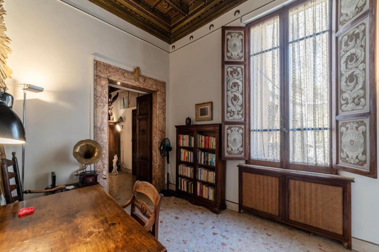 Pantheon Apartment - L'Angolo Nascosto Dei Quadri Rome Buitenkant foto