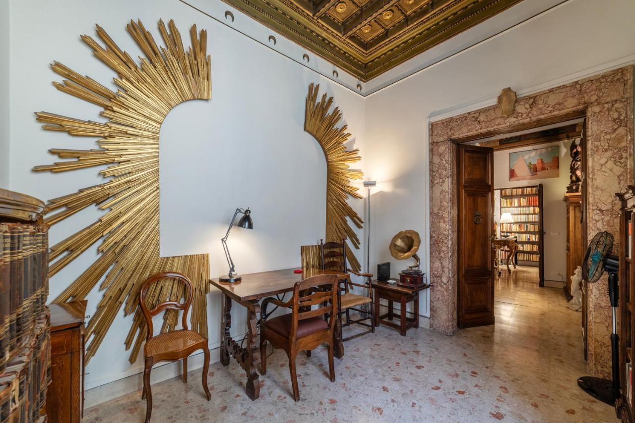 Pantheon Apartment - L'Angolo Nascosto Dei Quadri Rome Buitenkant foto
